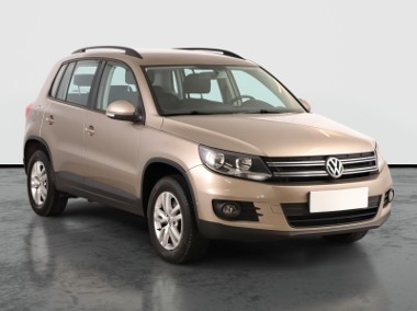 Volkswagen Tiguan , Serwis ASO, Klimatronic, Parktronic-1