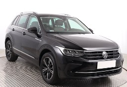 Volkswagen Tiguan , Salon Polska, 1. Właściciel, Serwis ASO, VAT 23%,