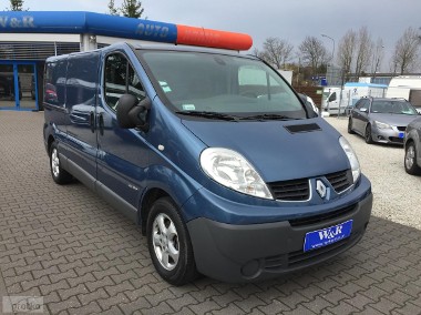 Renault Trafic Long 2.5 dCi-1