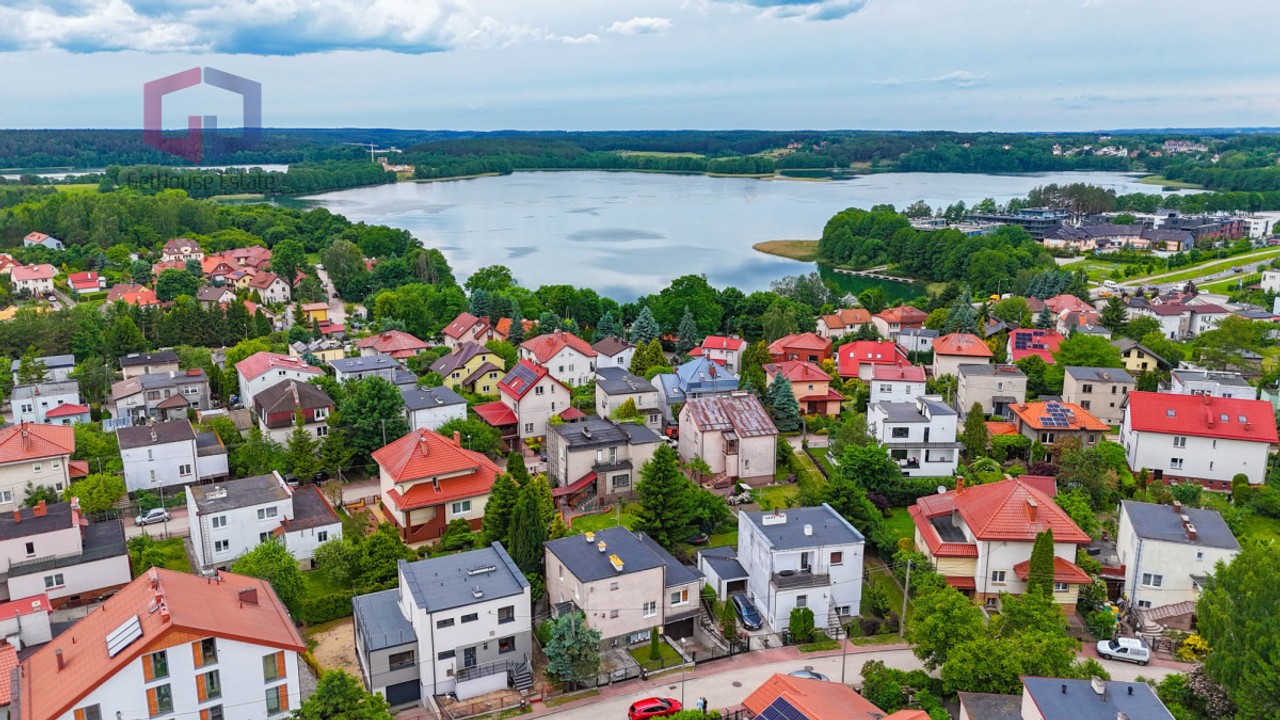 Komfortowy dom blisko jeziora,2 mieszkania,Olsztyn, Olsztyn