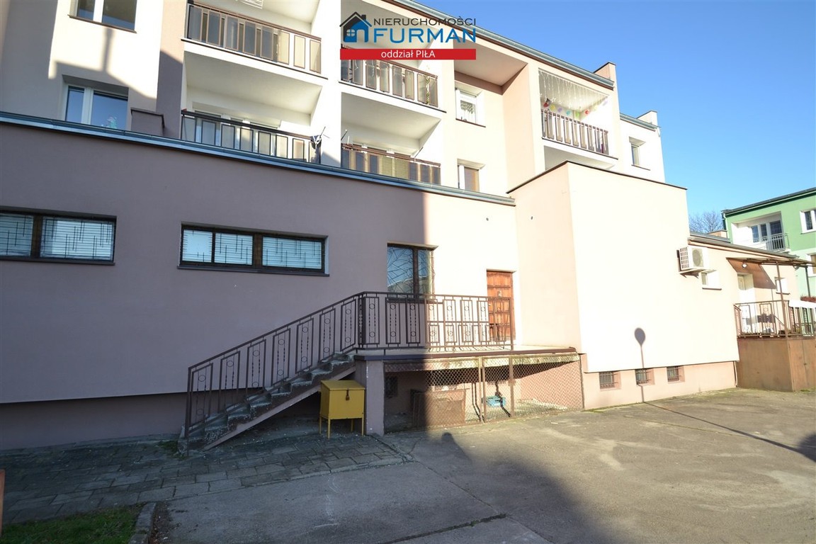 Lokal usługowo-handlowy o pow. 232,10 m² - Widok 2