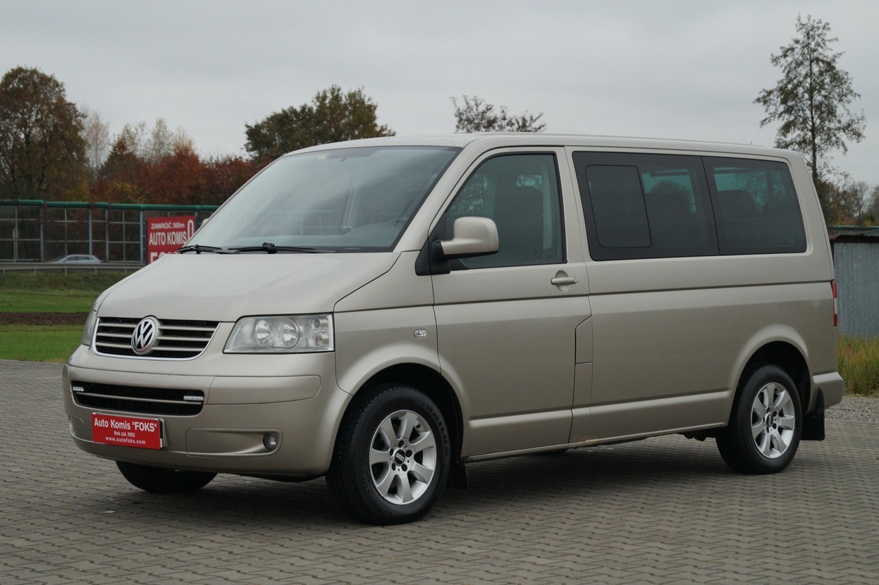 Volkswagen Inny Volkswagen Salon PL CARAVELLE 2,5 130 KM 8 FOTELI ZADBANY WEBASTO