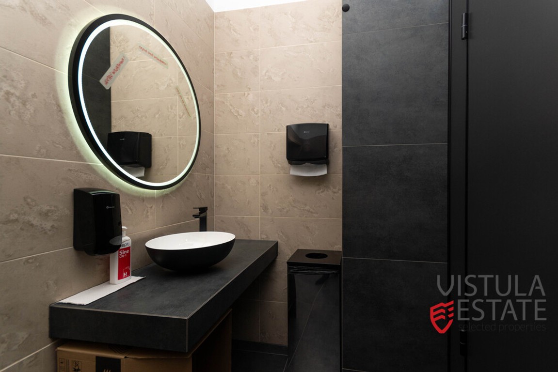 Lokal biurowy | 357,68 m² | okolice Ikei – další