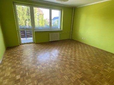 Opole ul. Ozimska wynajmij przestronne mieszkanie z balkonem i piwnicą-1