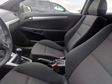 LIFT GTC 1,6 16V BENZYNA 105PS MALE KM KLIMATRONIC ALU I WLASC PL-1