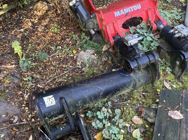 Manitou 1335 - podpory łapy siłownik zamek-1