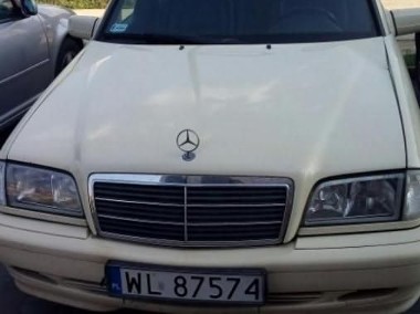 Mercedes-Benz Klasa C W202 Sprzedam Mercedes CDI 220 1999 w bardzo dobrym stanie.-1