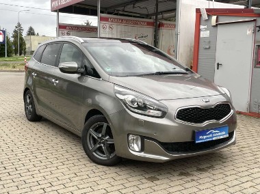 Kia Carens IV-1