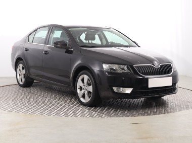 Skoda Octavia III , Skóra, Navi, Klimatronic, Tempomat, Parktronic-1