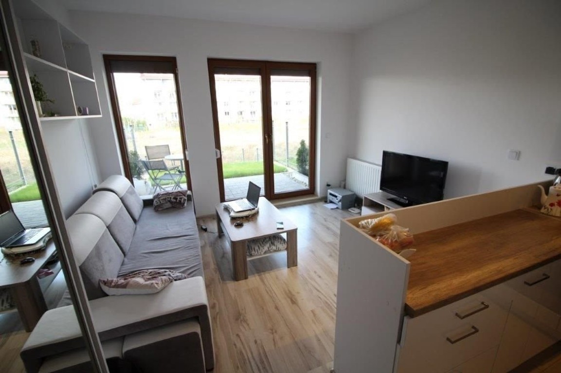 Cicha kawalerka z ogródkiem 20m²!