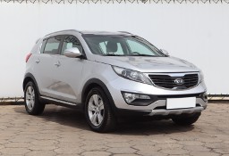 Kia Sportage III , Klima, Tempomat, Parktronic, Podgrzewane siedzienia