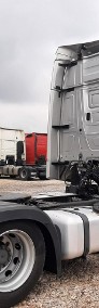 Mercedes-Benz actros-4