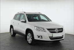 Volkswagen Tiguan , Salon Polska, Serwis ASO, Navi, Klimatronic, Parktronic