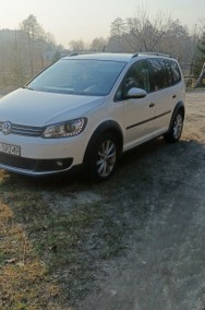 VW Touran cross-2