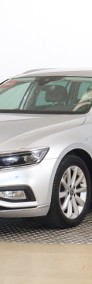 Volkswagen Passat B8 , 1. Właściciel, Serwis ASO, Automat, VAT 23%, Skóra, Navi,-3