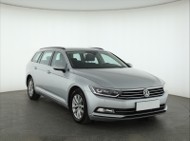 Volkswagen Passat B8 , Salon Polska, Navi, Klimatronic, Tempomat, Parktronic