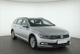 Volkswagen Passat B8 , Salon Polska, Navi, Klimatronic, Tempomat, Parktronic