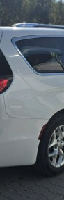 Chrysler Pacifica-4