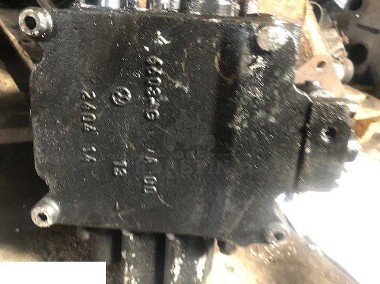 JCB 4cx - Rozdzielacz Przedni Contractor-1