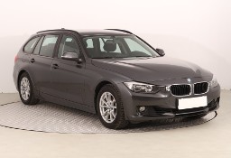 BMW SERIA 3 V (F30/F31/F34) BMW SERIA 3 , 1. Właściciel, Navi, Klimatronic, Parktronic