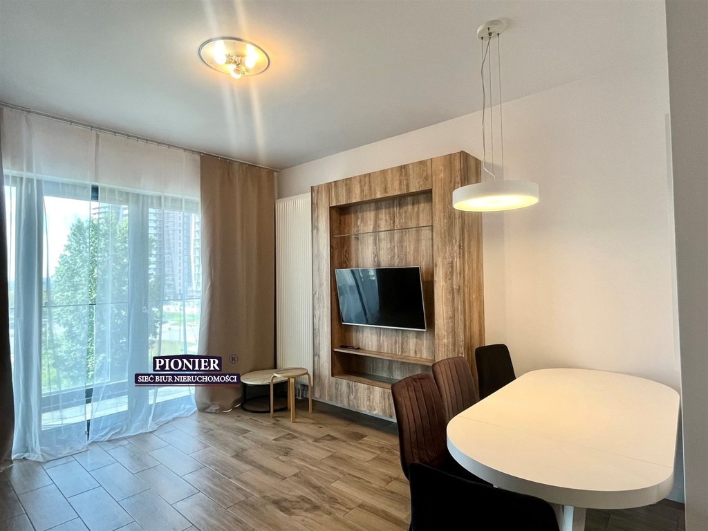 Pierwsza Dzielnica nowoczesny apartament - Widok 5