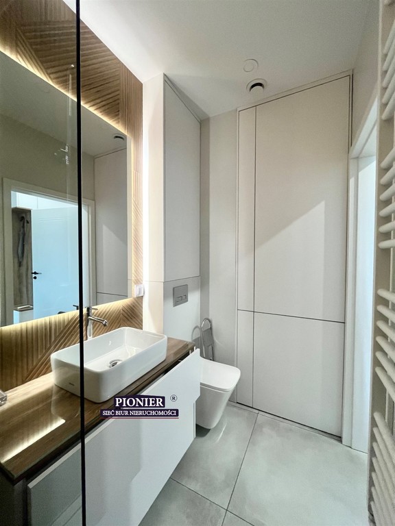 Pierwsza Dzielnica nowoczesny apartament - Więcej