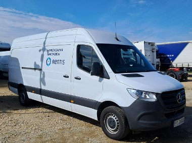 Mercedes-Benz Sprinter-1