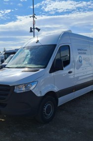 Mercedes-Benz Sprinter-2