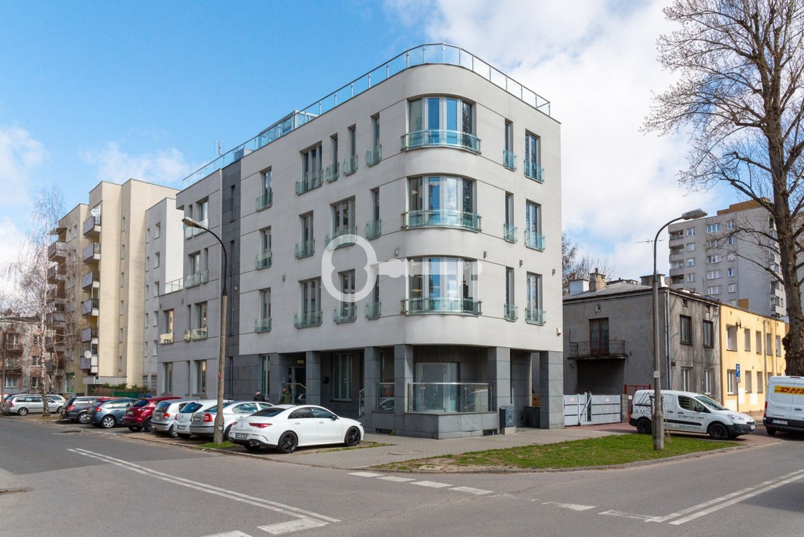 Nowoczesny budynek usługowo-biurowy | Rondo Żaba, Warszawa