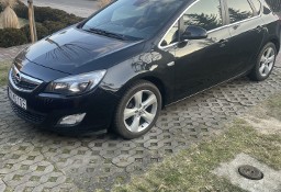 Opel Astra J Sprzedam 1.4 turbo 140 KM