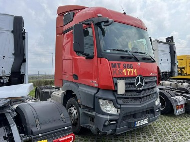 Mercedes-Benz Actros-1