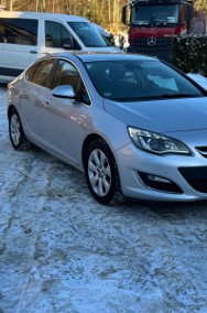 Opel Astra 1.4 benzyna 140KM 2013r Automat-2