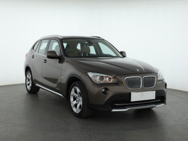 BMW X1 I (E84) , Serwis ASO, 204 KM, Automat, Skóra, Navi, Xenon, Bi-Xenon,-1