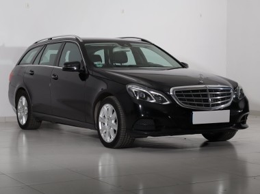 Mercedes-Benz Klasa E W212 , Serwis ASO, 204 KM, Automat, Navi, Xenon, Bi-Xenon,-1