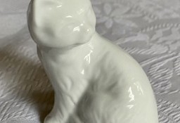 Mały biały kotek - porcelanowa figurka