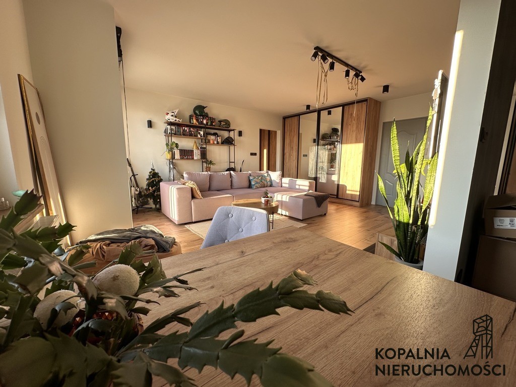 69,06 m² | 3 pokoje | 10. piętro | Katowice