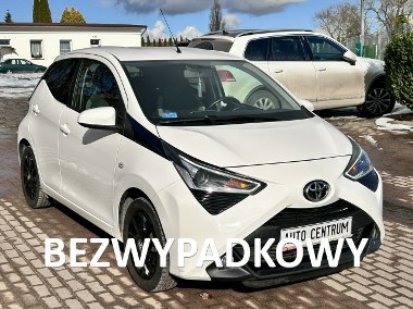 Toyota Aygo II Aygo X-cite salon bezwypadek Apple CarPlay klima 5 drzwi-1