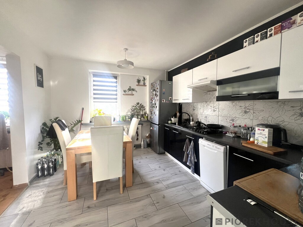 Dom na sprzedaż, 7 pokoi, 430 m², Marki