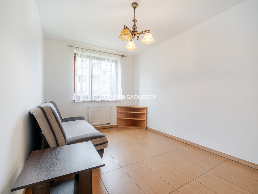 2 pok (oddzielne) 48 m² z garazem - Widok 6