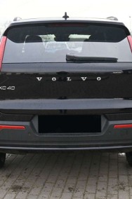 Volvo XC40 B3 Ultra Dark 2.0 B3 Ultra Dark (163 KM) Dach panoramiczny-2