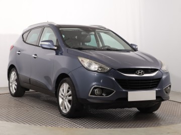 Hyundai ix35 , Skóra, Navi, Klimatronic, Tempomat, Parktronic,