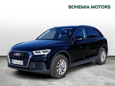 Audi Q5 III FY (2017-)-1