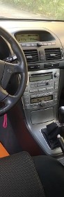 Toyota Avensis II-4