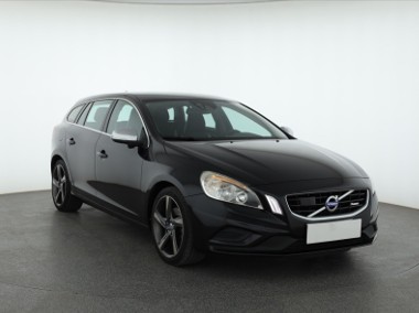 Volvo V60 I , Skóra, Navi, Klimatronic, Tempomat, Parktronic-1