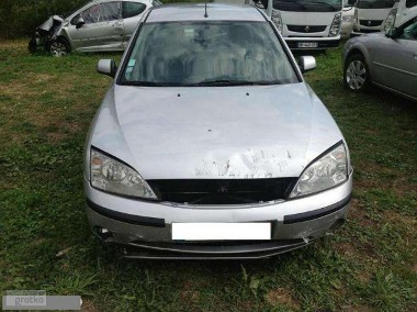Ford Mondeo III-1