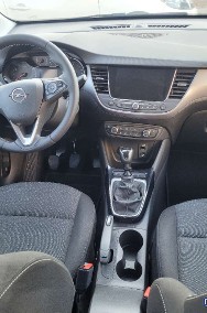 Opel Crossland X-2