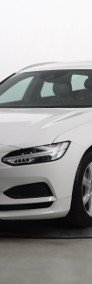 Volvo V90 II , Salon Polska, 190 KM, Automat, VAT 23%, Skóra, Klimatronic,-3