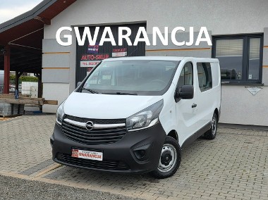 Opel Vivaro-1