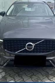 Volvo XC60 II B4 B Plus Dark Driver Awareness + Driver Assist + Climate-2