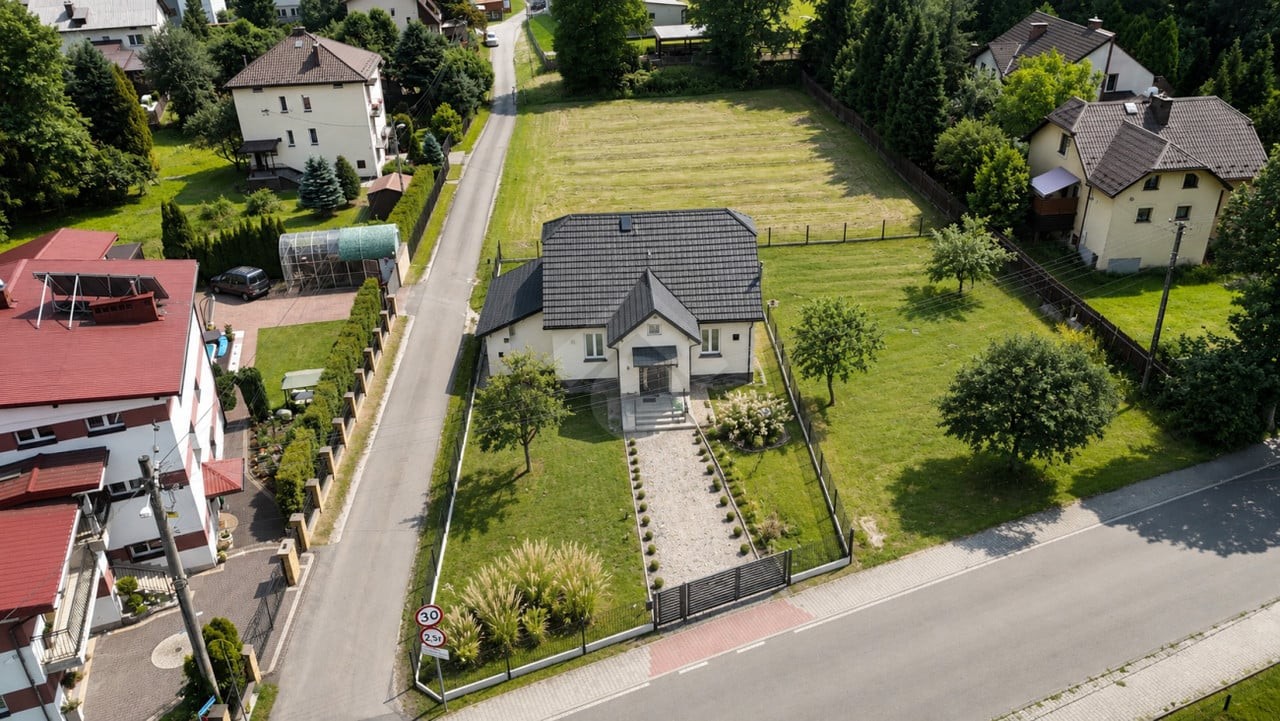 Dom jednorodzinny z ogródkiem-Tenczynek, Zamkowamałopolskie
